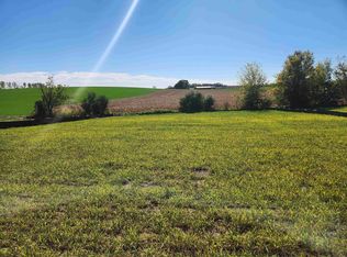 1404 Mill Rd, Waunakee, WI 53597