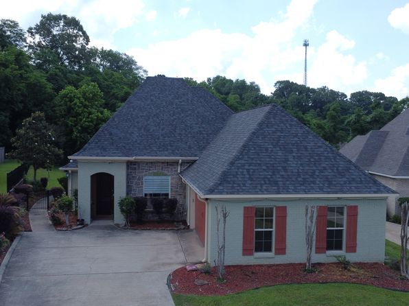 110 Olde Trace Dr