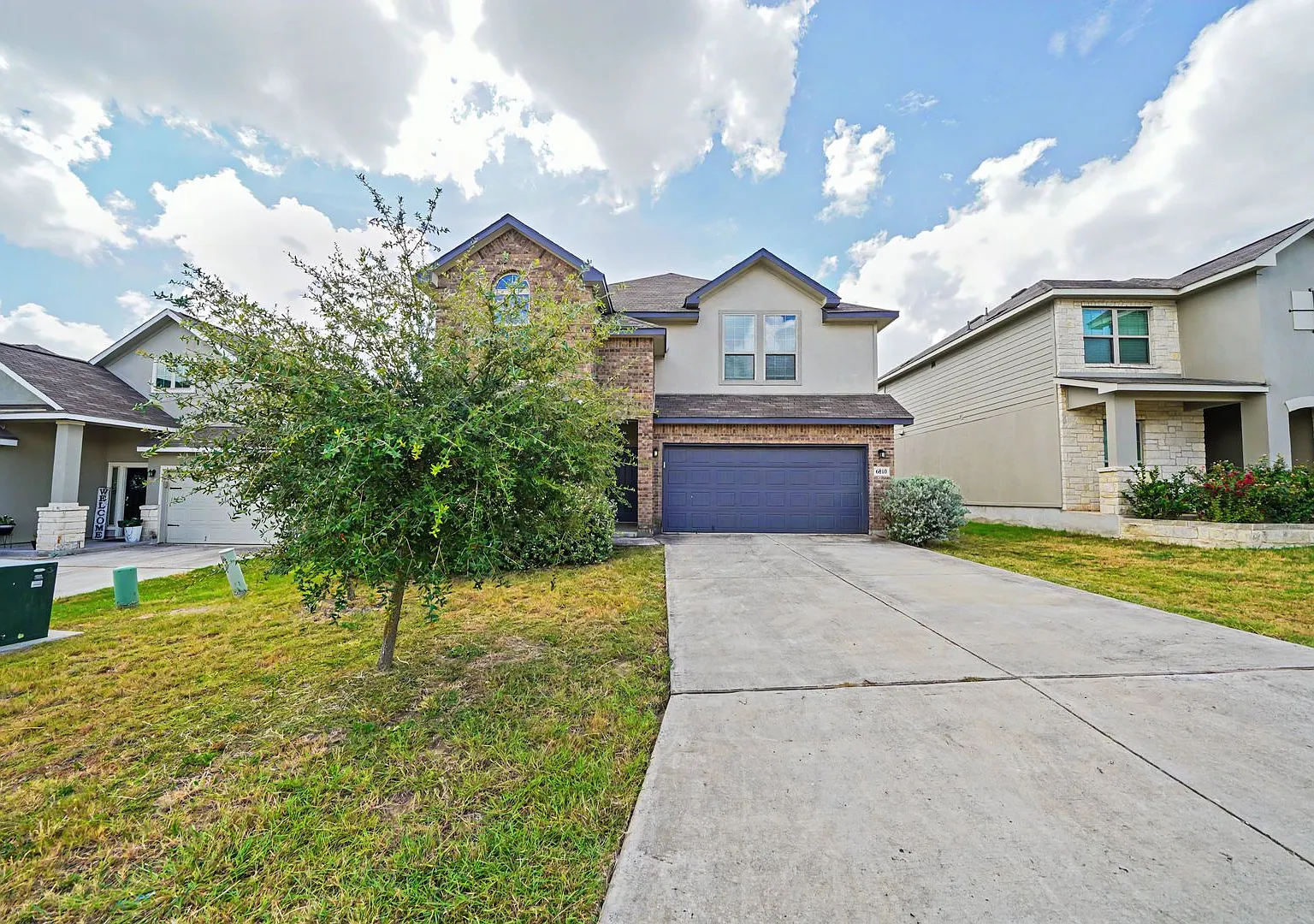 Spacious 5-Bedroom Home with Game Room and Solar Panels - Realtor Commission: $500 — Photo 2