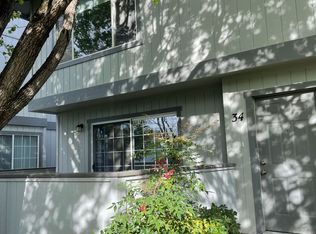 200 Ridgetop Dr APT 34, Redding, CA 96003