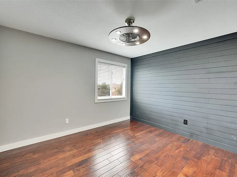 11129 Persimmon Gap Dr — Photo 27