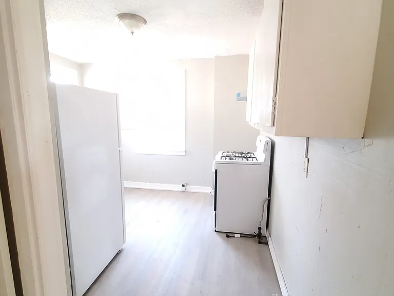 8340 Eton Pl — Photo 3