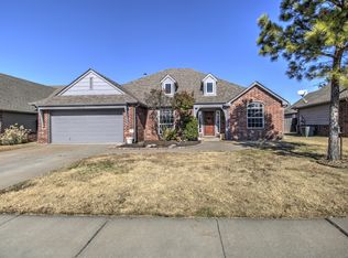 2004 E Princeton St, Broken Arrow, OK 74012