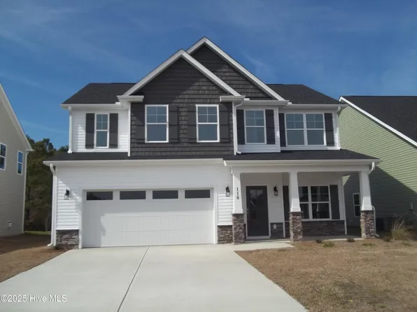 118 Paver Lane, Hampstead, NC 28443