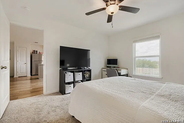 2 bed, 2.0 bath, 1002 sqft, $1,700 — Photo 4