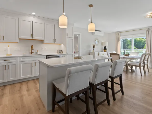 41 Brooks Edge Farm Road #104, Westbrook, ME 04092