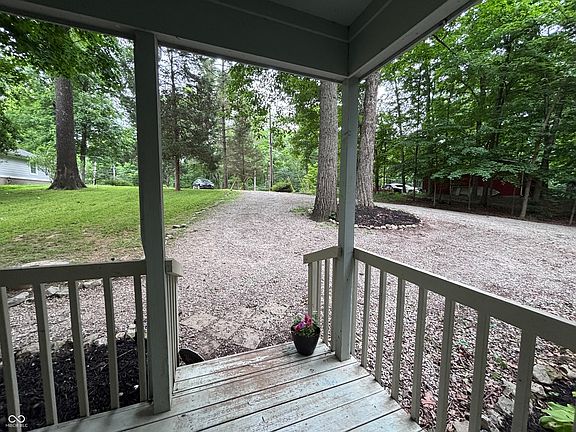 5th image of 8255 Center Lake Rd