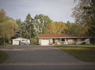 312 Palomino Rd SE, Isanti, MN 55040
