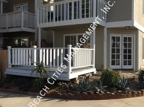 202 Elmira Ave, Huntington Beach, CA 92648