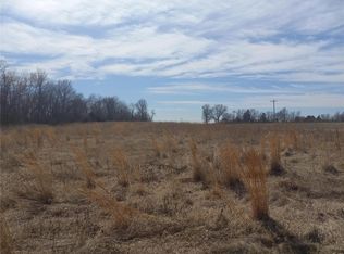 4 Highway 24, Paris, MO 65275