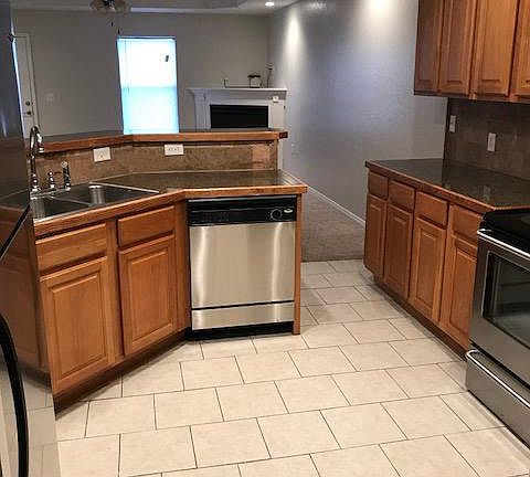 3rd image of 2131 Dove Ln #1