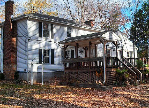 3rd image of 170 Holiday Hills Dr