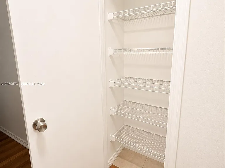 6235 Kendale Lakes Cir #239 — Photo 28
