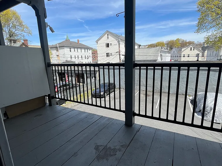 29 Houghton St #4 — Photo 4