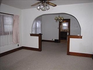 2nd image of 1905 W Indiana Ave
