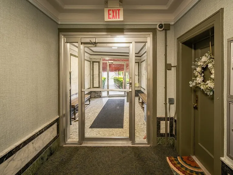 218 Broad Ave #3G — Photo 8
