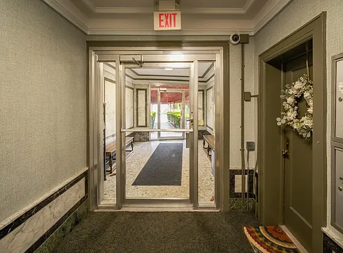 218 Broad Ave Photo 1