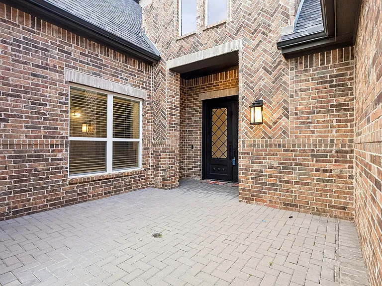 4630 Summerville Ln — Photo 20