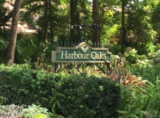 218 Harbour Oaks Dr, Saint Simons Island, GA 31522