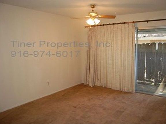 3rd image of 5026 Sunshine Ln