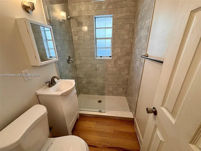 1526 Pennsylvania Ave #17 — Photo 6