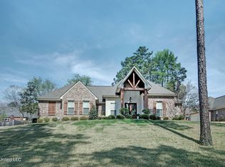 411 Castlewoods Blvd, Brandon, MS 39047