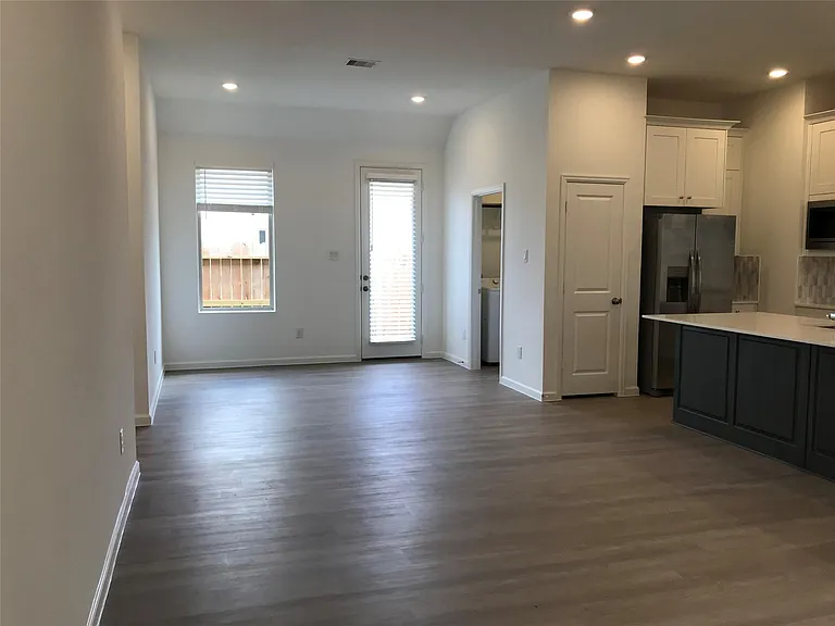 28813 Bobcat Run Dr — Photo 4
