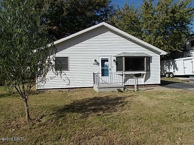 1st image of 1227 N 7th St
