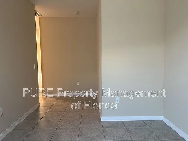 10376 SW 99th St — Photo 58