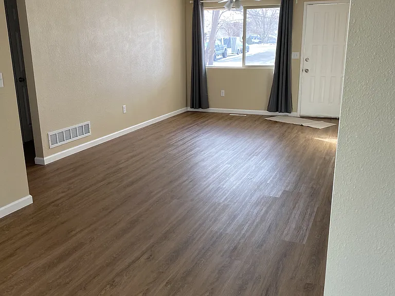 3130 White Elm Ct — Photo 3