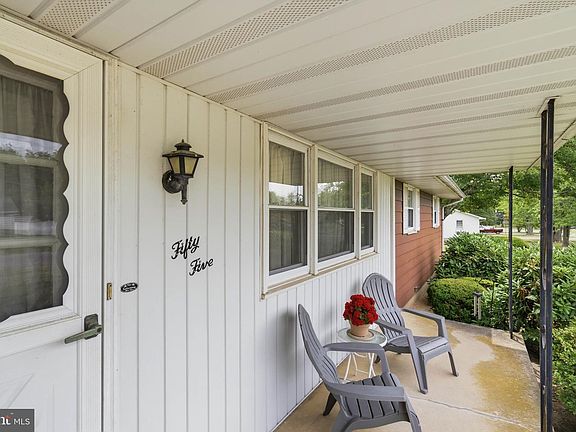 4th image of 55 Orillia Dr