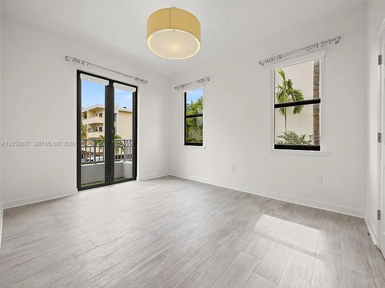 5864 SW 74th Ter #G — Photo 18