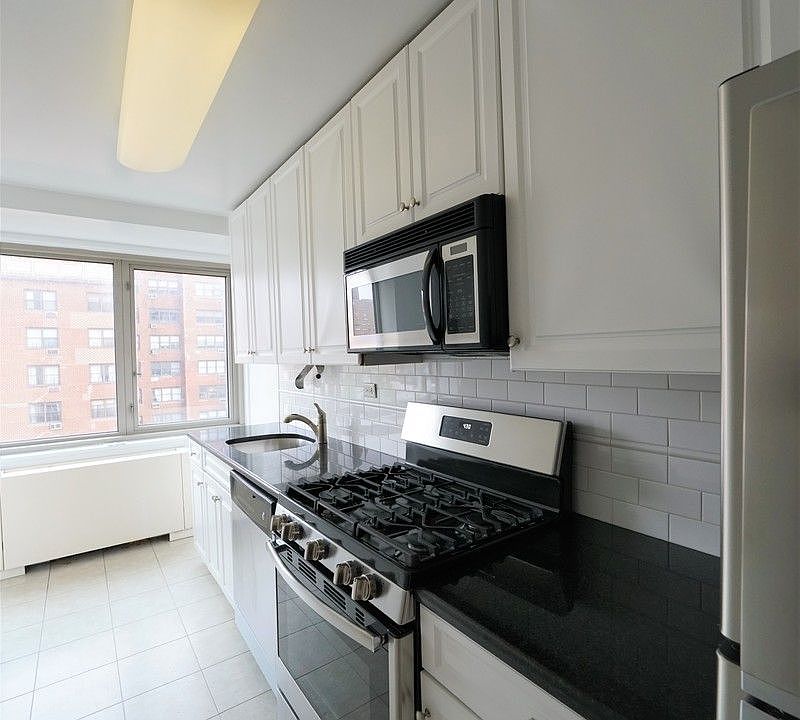 2nd image of 444 E 82nd St APT 15E
