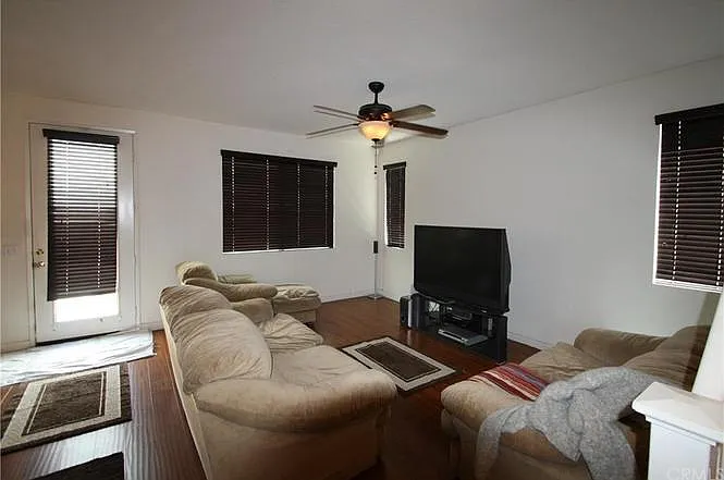 15015 Lexington St — Photo 17