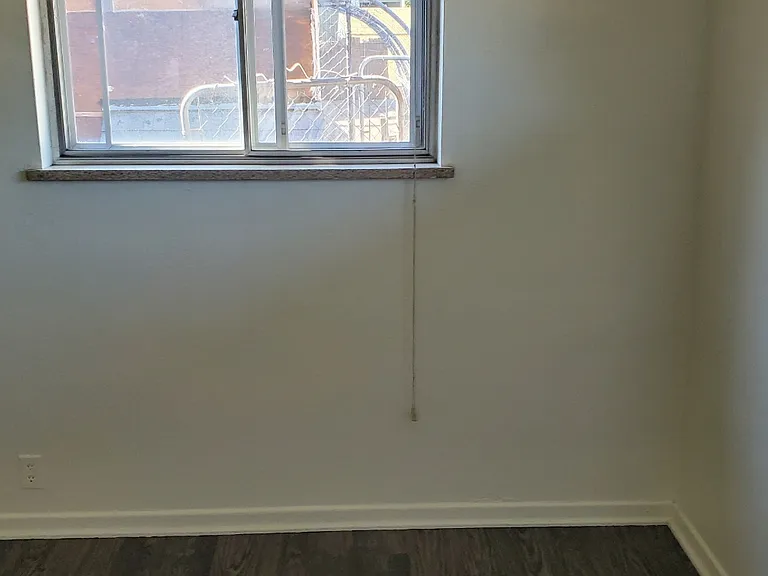 1277 S Hooker St — Photo 12