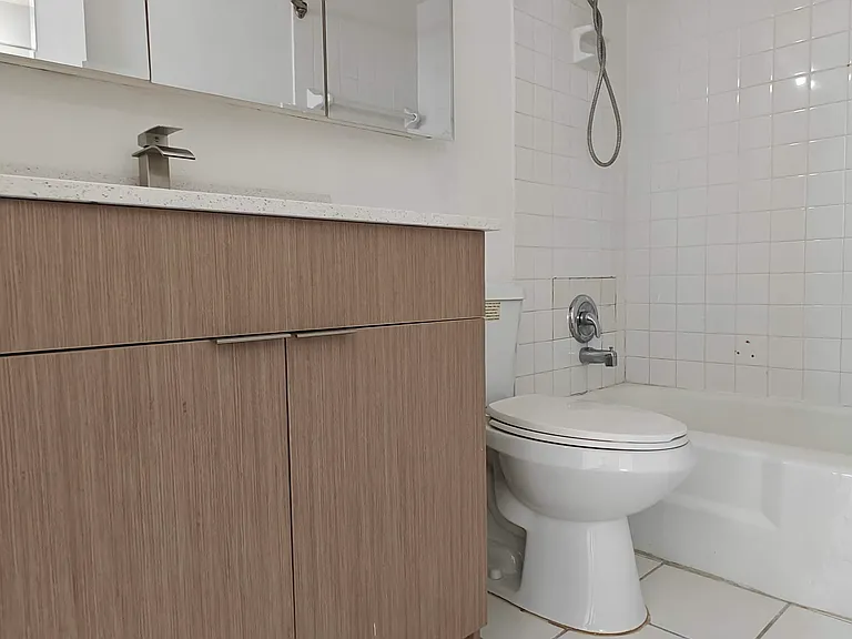 801 Brickell Bay Dr #365 — Photo 25