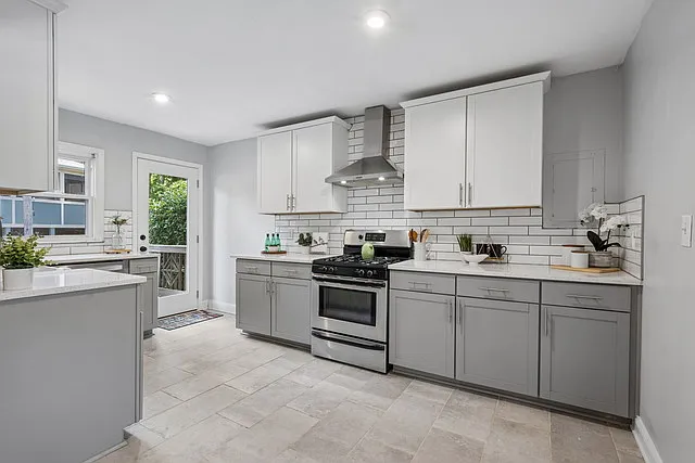 1130 Medlin St SE — Photo 8