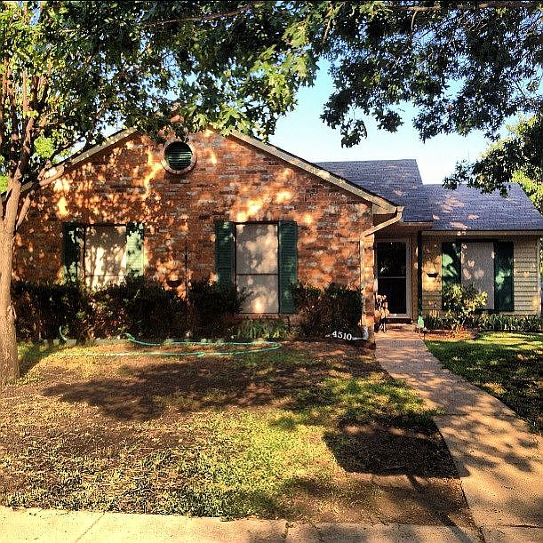 1st image of 4510 Miramar Dr