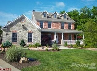 2002 Wakefield Lake Dr, Glencoe, MO 63038