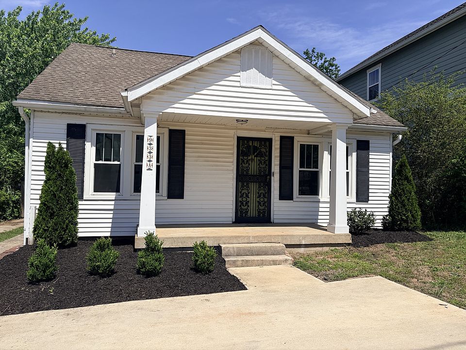 1st image of 933A Spain Ave