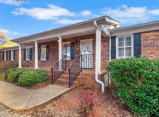 250 Thompson Rd, Taylors, SC 29687