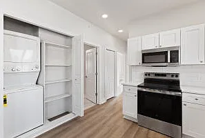 1215 Corporate Dr — Photo 3