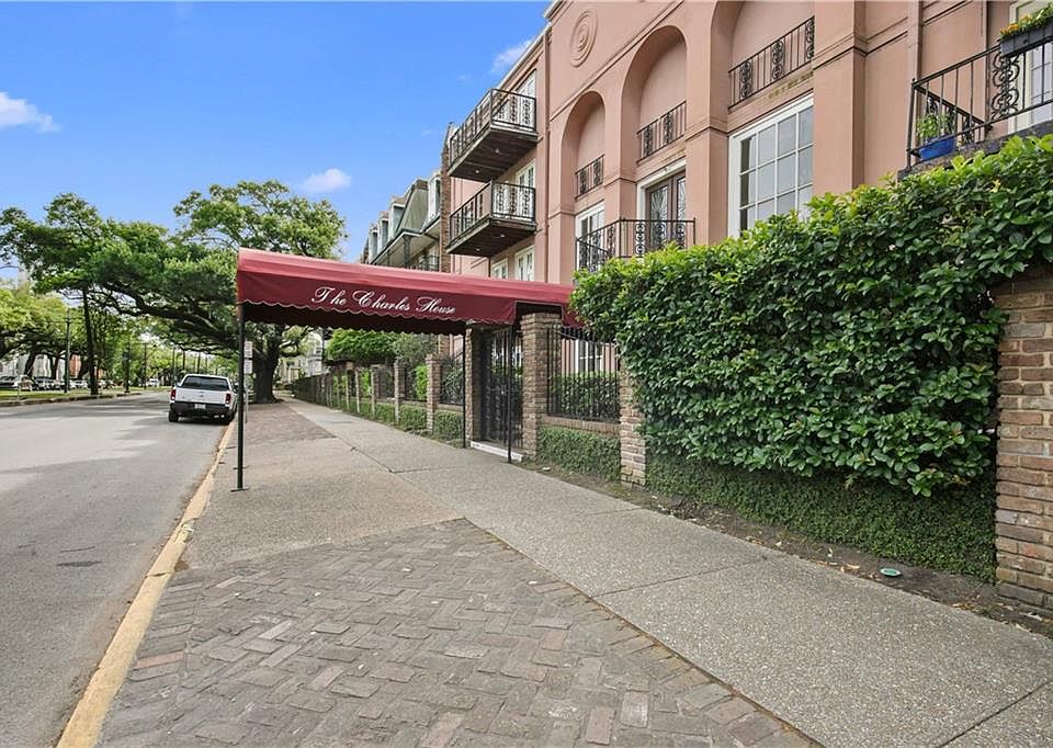 1st image of 3000 Saint Charles Ave APT 209