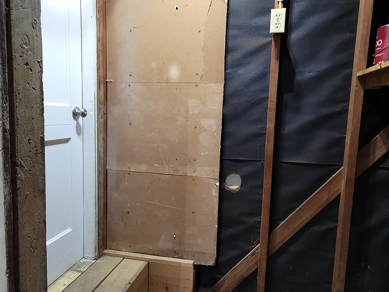 503 W Nash St — Photo 16