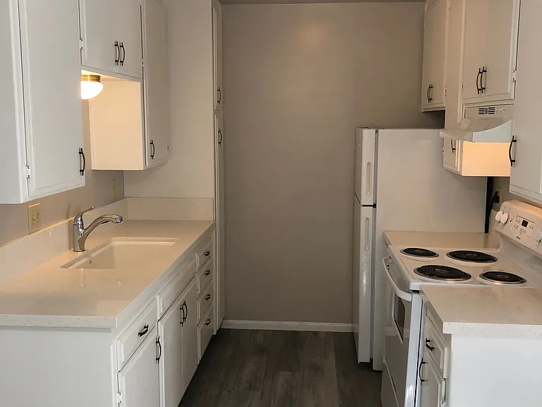4065 Iowa St #2 — Photo 1