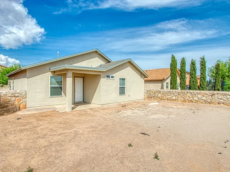 7328 Sachet Cliff Dr — Photo 3