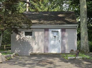 42 Pine Trl, Danbury, CT 06811