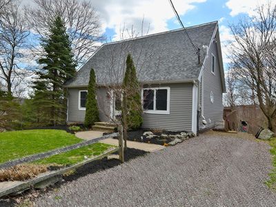 30 Spruce St, Harveys Lake, PA, 18618