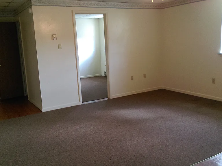 1854 Main St #9 — Photo 6