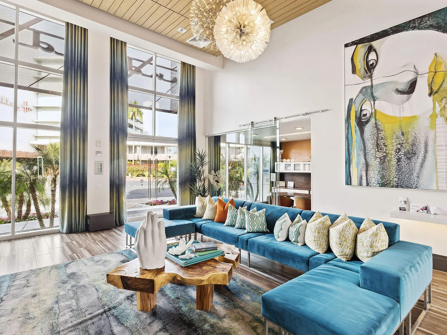 The Standard Scottsdale — Photo 4